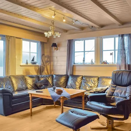 Cozy Home In Olensvag With House A Mountain View 펜션 Vaka
